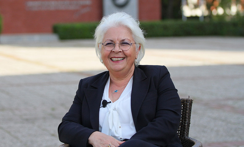 Akademik Kadınlar ''Prof. Dr. F. N. Can ŞIMGA-MUĞAN''