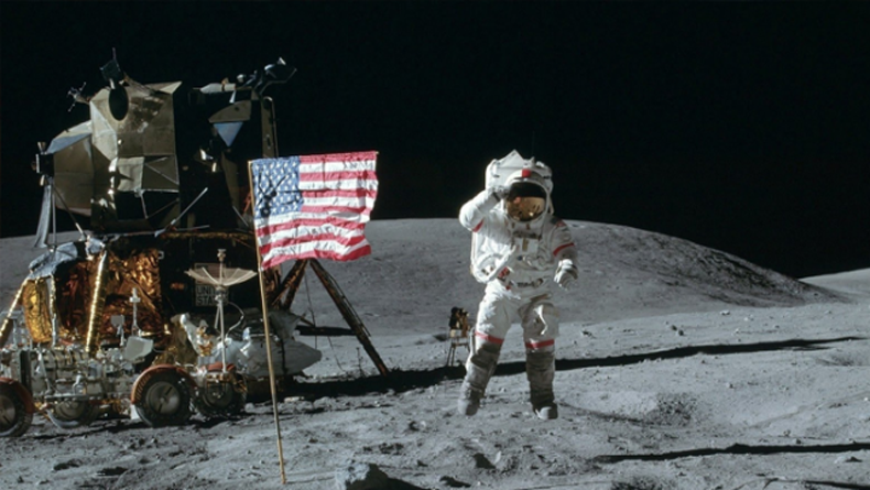 ABD 46 Yıl Sonra Ay'a Geri Dönüyor!