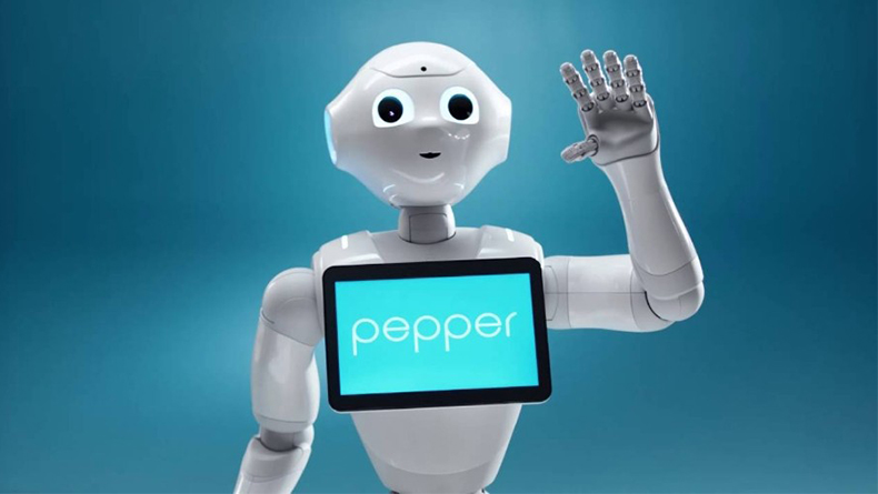 İngiliz Parlamentosu’nda Dünyanın İlk İnsansı Sosyal Robotu:Pepper