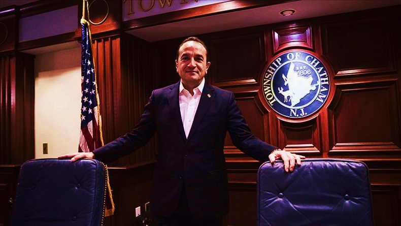 Bir Başarı Hikayesi! ABD'nin İlk Türk Belediye Başkanı