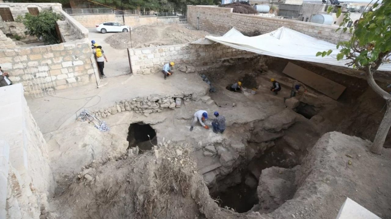 Mardin'deki Mağara Devasa Yeraltı Şehri Çıktı!