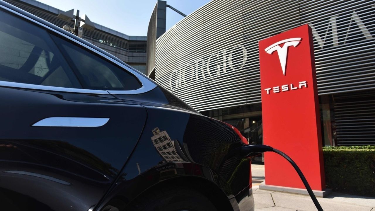 Tesla Motors Uzun Dönem Staj Başvuruları Başladı!