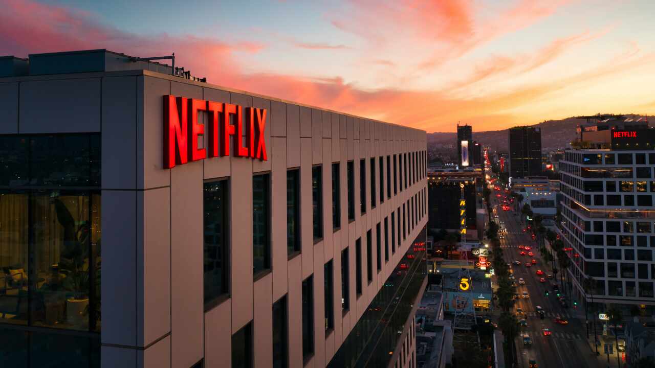 Bir Zamanların Efsane Dizisi Artık Netflix'te!