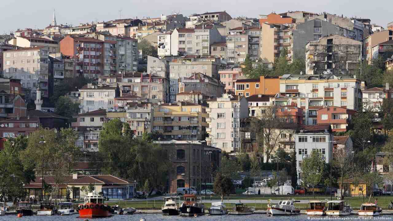 Ekrem İmamoğu, İstanbul'da Yıkılma Tehdidi Olan Bina Sayısını Açıkladı!