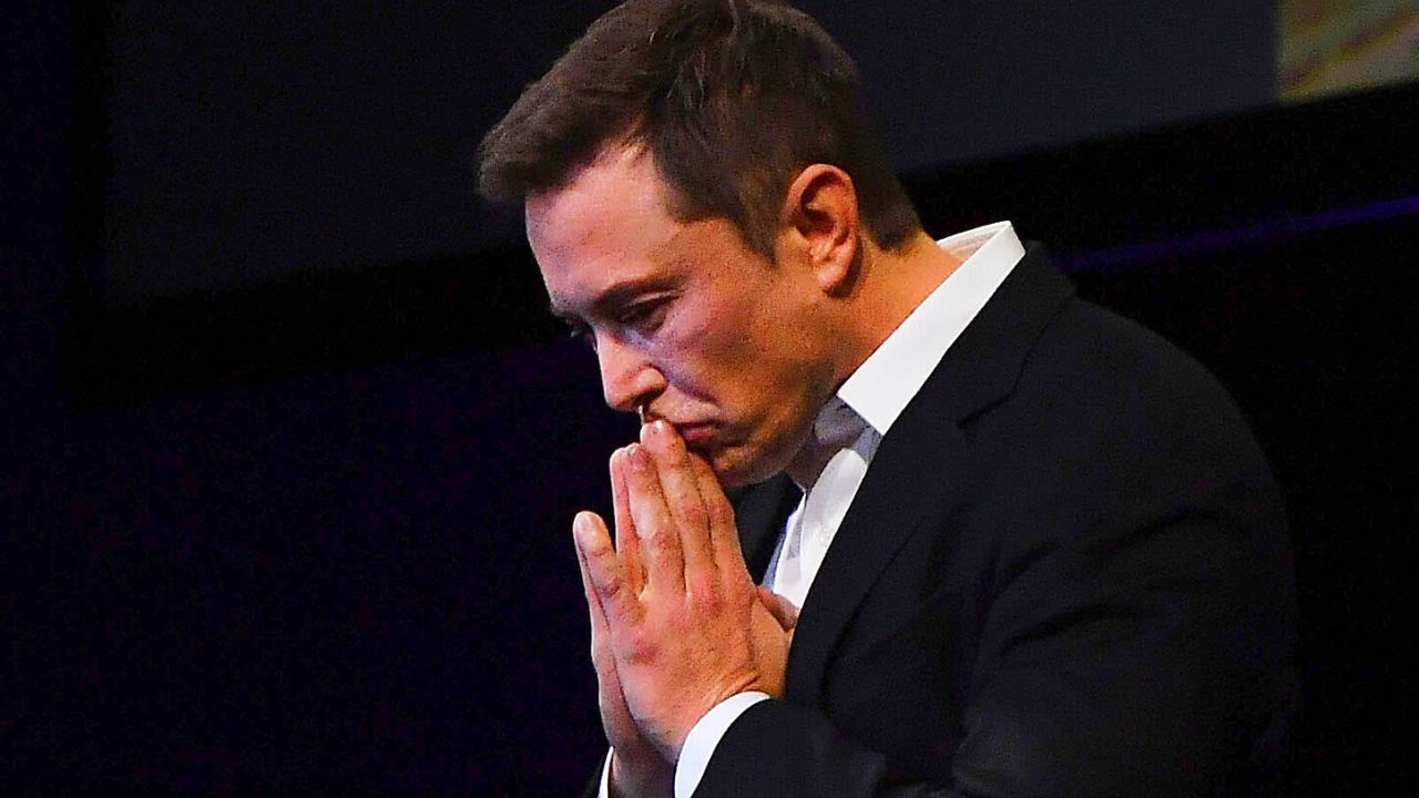 Elon Musk, 7 Milyar Dolarlık Tesla Hissesi Sattı!