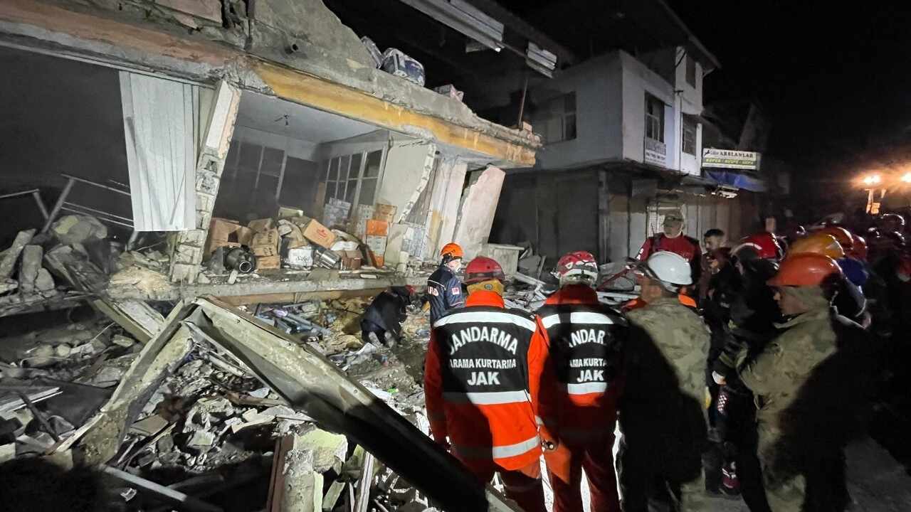 Hatay'da Meydana Gelen Depremlerde Can Kaybı Artıyor!