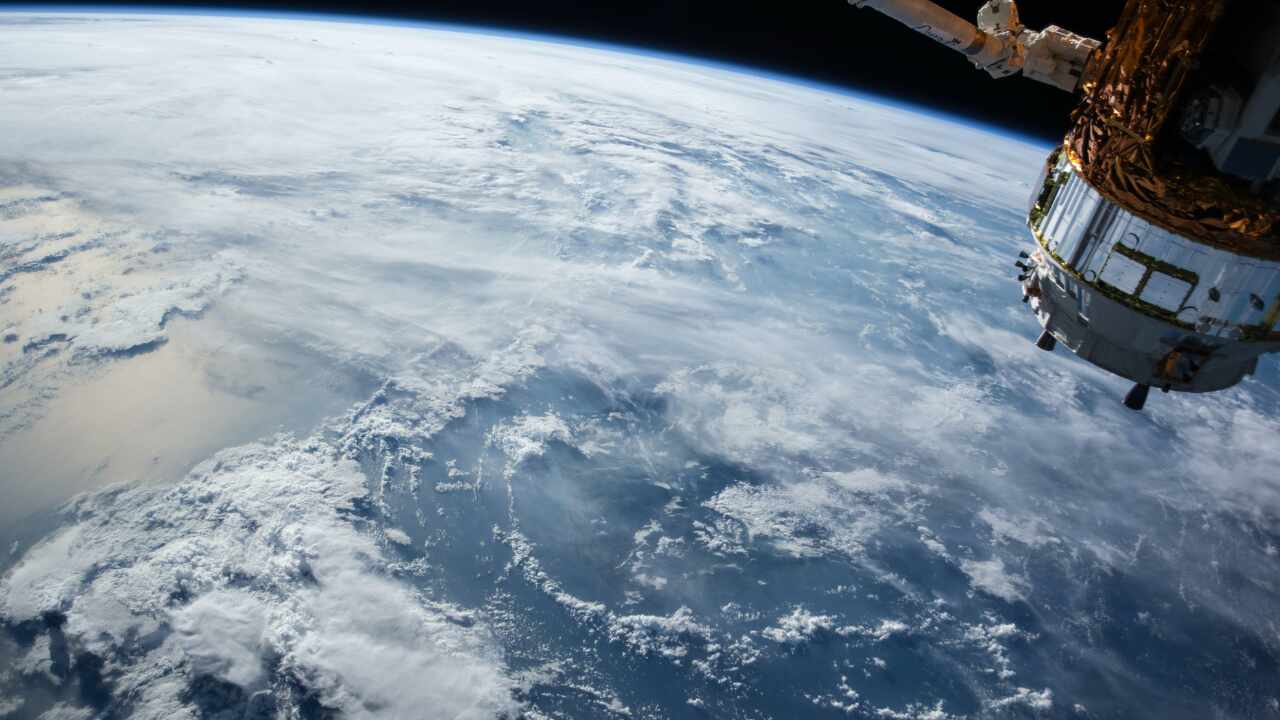 NASA'da Elektrik Kesintisi: Astronotlarla Dakikalarca İletişim Kurulamadı!