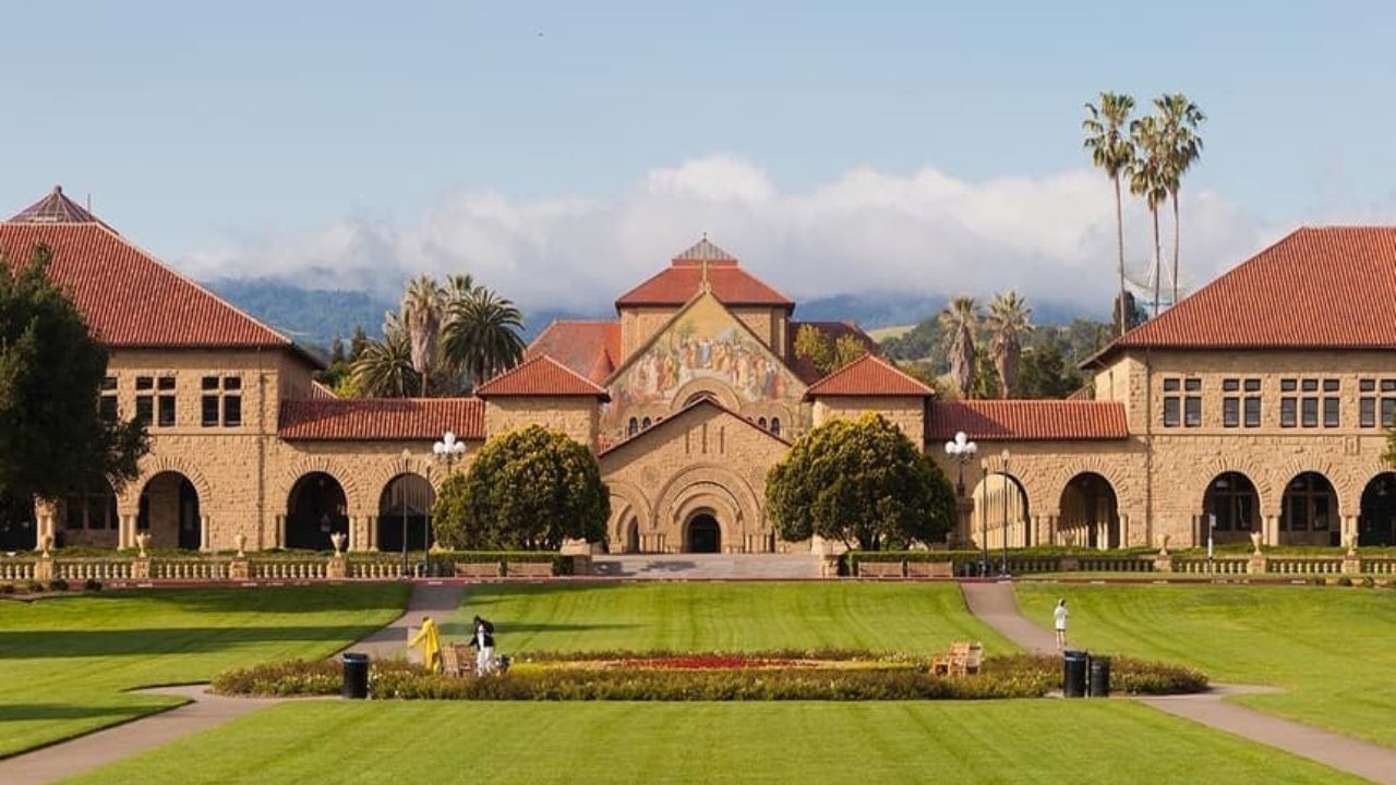 Stanford Üniversitesi'nden Online Olarak Alabileceğiniz Ücretsiz Dersler!