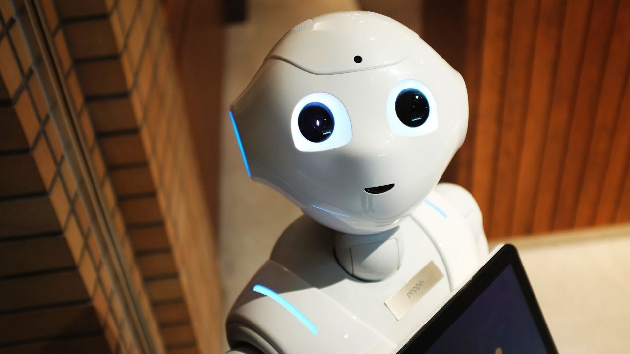 Tarihte Bir İlk: Robot CEO Olarak Atandı!
