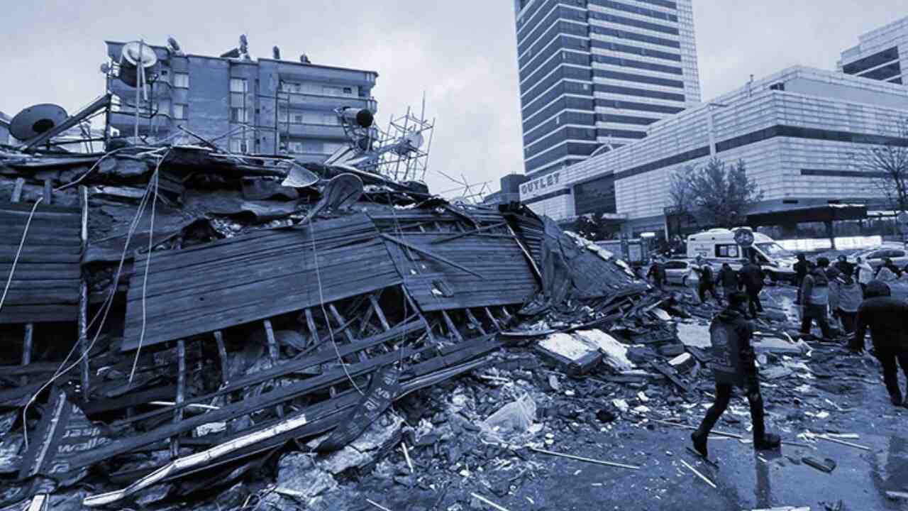Türkiye, Depremlerin Ardından 3 Metre Hareket Etti!