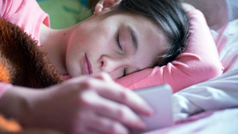 Nasıl Daha İyi Uyunur?: Teknolojinin Uykumuza Etkisi