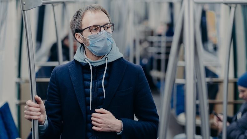 maske takmak - pandeminin yeni 4 normali